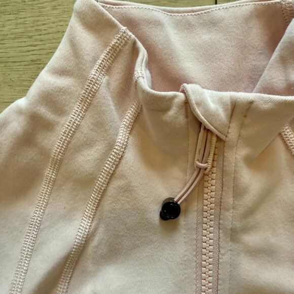 Lululemon Define Jacket - Picture 4 of 6